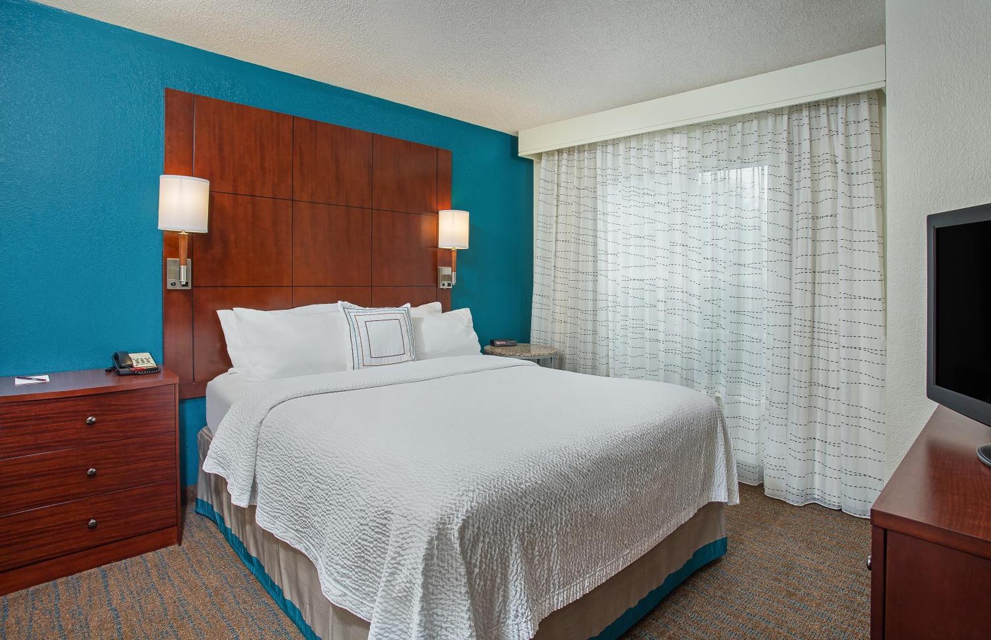 Residence Inn Knoxville Cedar Bluff Екстериор снимка