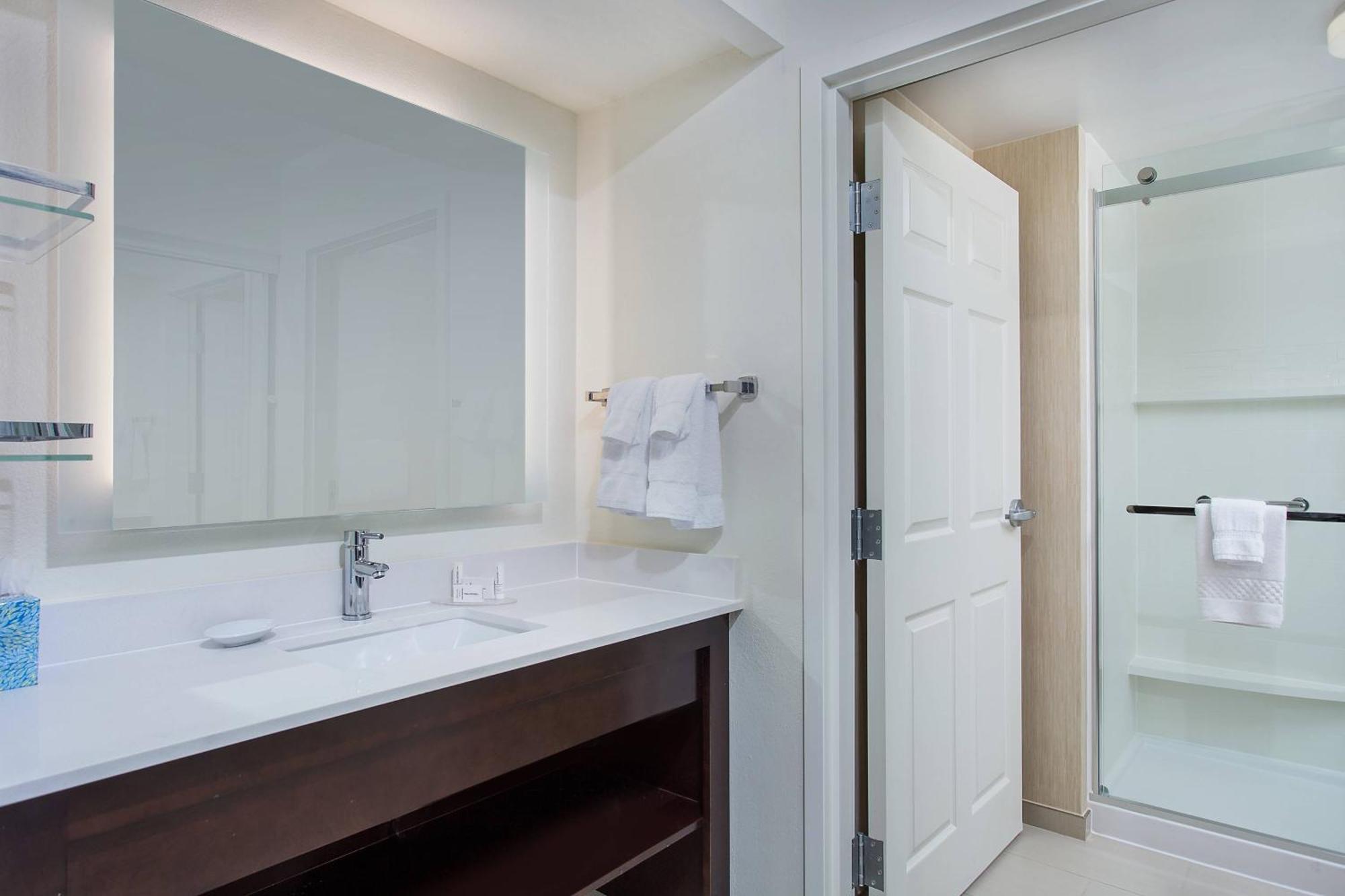Residence Inn Knoxville Cedar Bluff Екстериор снимка