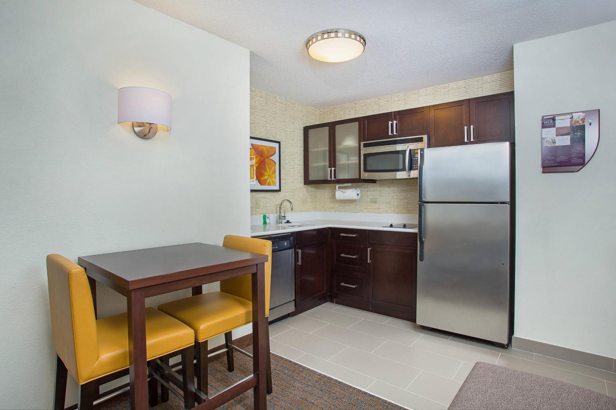 Residence Inn Knoxville Cedar Bluff Екстериор снимка