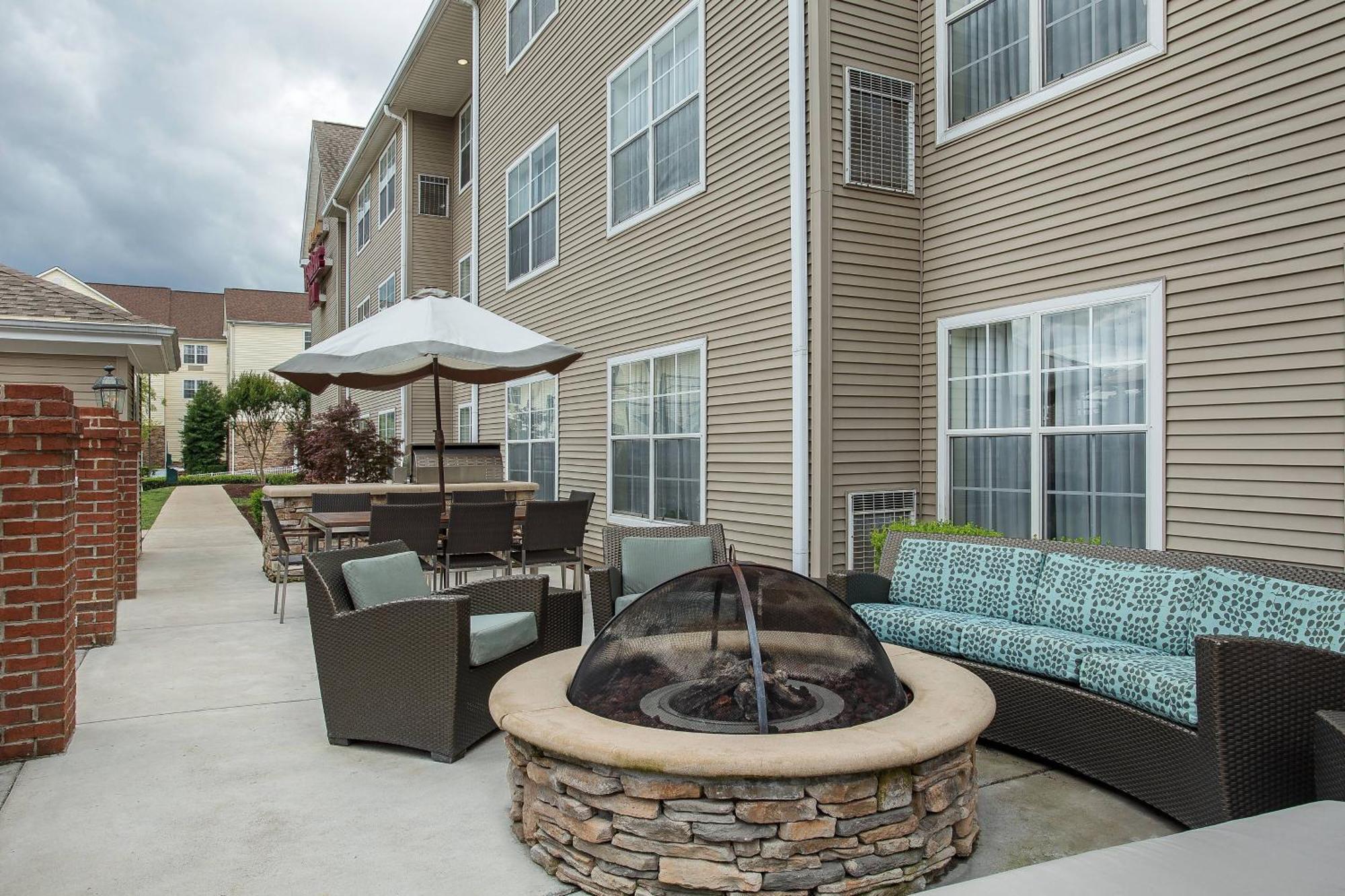 Residence Inn Knoxville Cedar Bluff Екстериор снимка